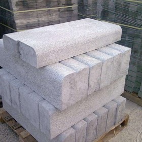 河南芝麻灰路沿石成品供應(yīng)
