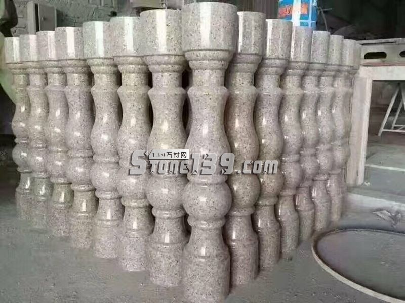 恒毅輝杰石材主營(yíng)花崗巖欄桿、圓球、仿型異形等石材加工產(chǎn)品