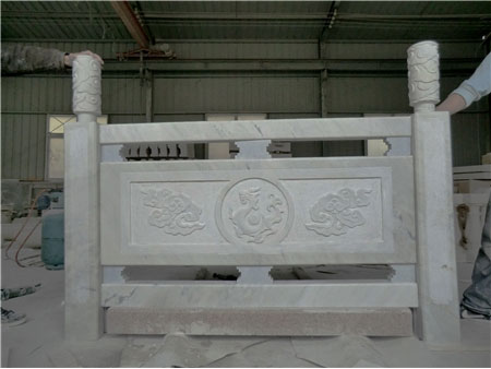 強(qiáng)盛石材主營石材異型板、圓柱、線條、工程板等加工產(chǎn)品