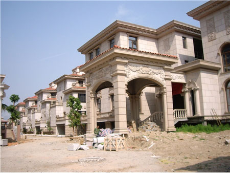 強(qiáng)盛石材主營石材異型板、圓柱、線條、工程板等加工產(chǎn)品