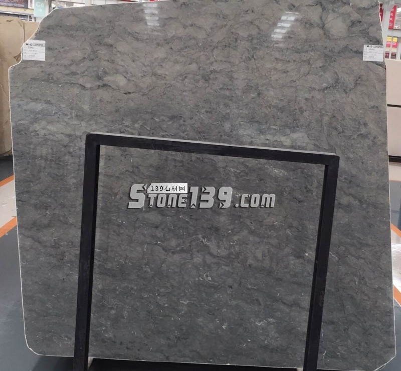 光宇石業(yè)主營(yíng)藍(lán)色妖姬（藍(lán)山灰）、蔚藍(lán)海岸（紫羅蘭）、阿曼玫瑰、意大利冰玉等大理石產(chǎn)品