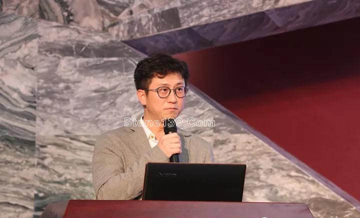 福能達(dá)人石“跨界融合下的品牌發(fā)展之路”高峰論壇隆重舉行