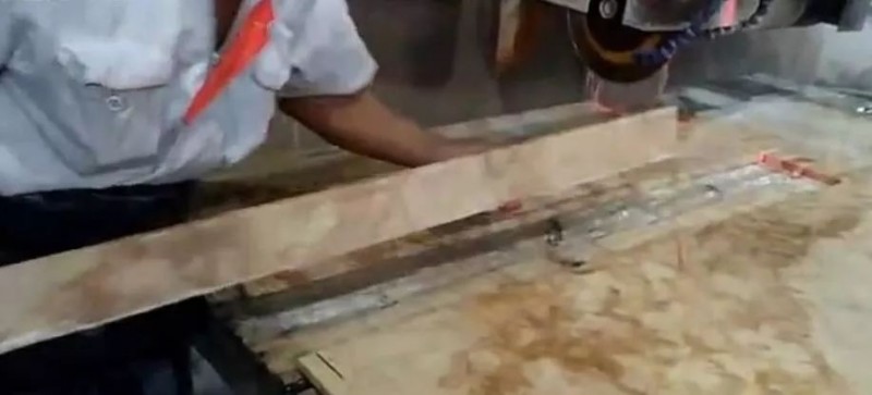 大理石線條加工打磨拋光過(guò)程