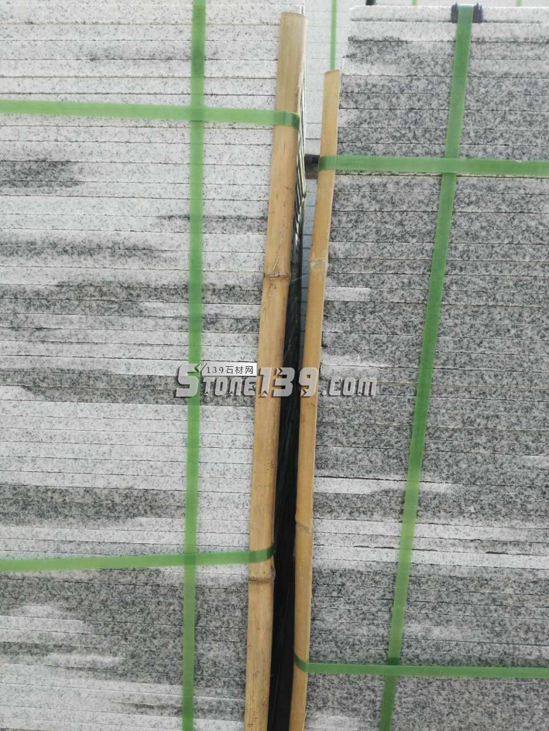 湖北麻城市東辰石業(yè)主營芝麻白花崗巖、承接麻城白麻石材工程訂單