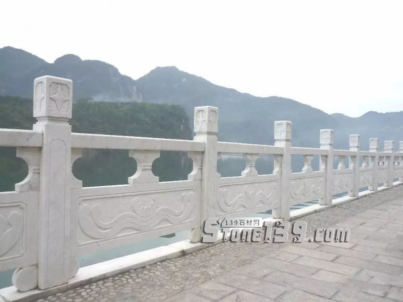 石材欄桿石柱，彰顯現(xiàn)代建筑裝飾的魅力