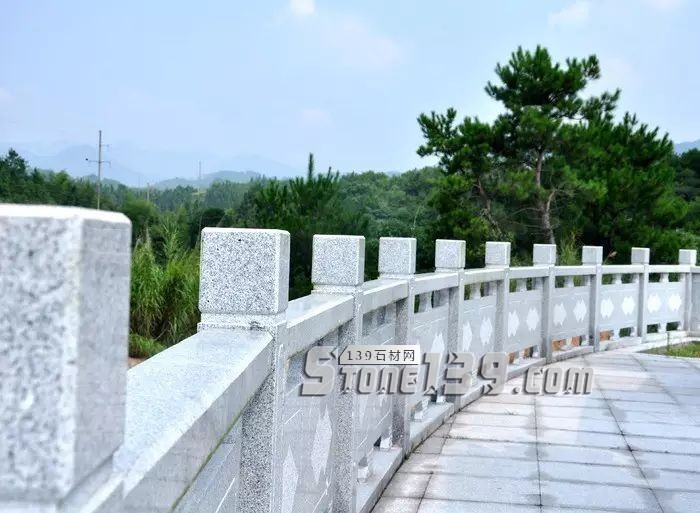 石材欄桿石柱，彰顯現(xiàn)代建筑裝飾的魅力