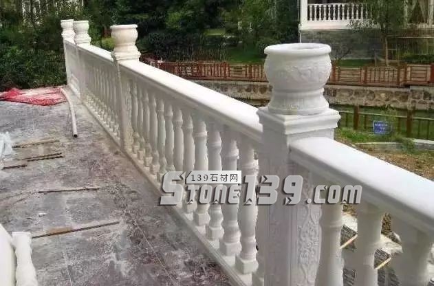 石材欄桿石柱，彰顯現(xiàn)代建筑裝飾的魅力