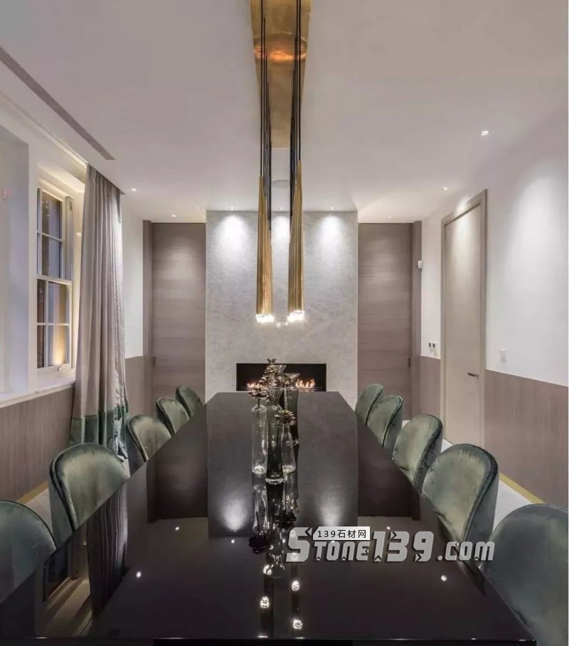 大理石與金屬搭配的裝飾 感受下自然現(xiàn)代風(fēng)