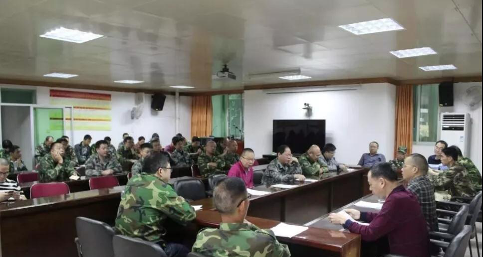 南安市洪梅鎮(zhèn)26家石材加工廠進行依法關停、拆除生產(chǎn)設備