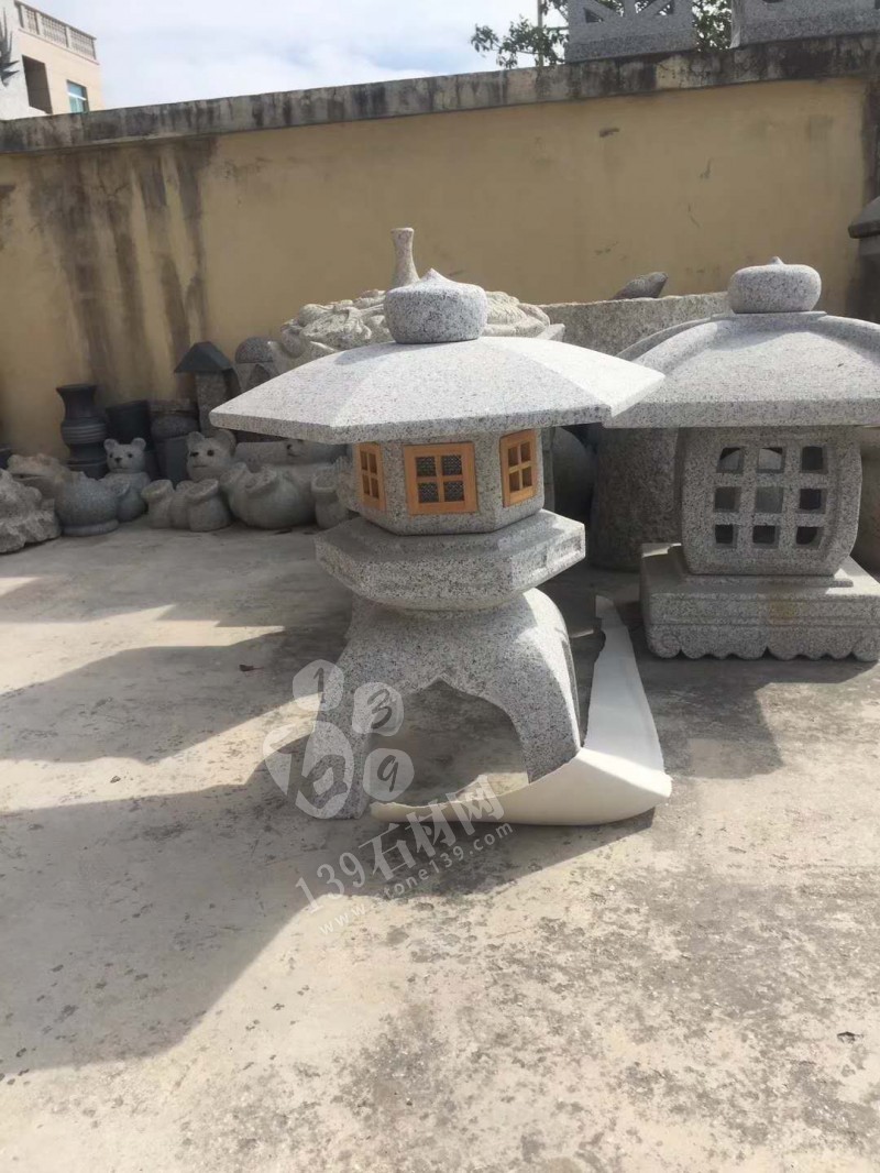 夜晚會(huì)發(fā)光的石雕產(chǎn)品