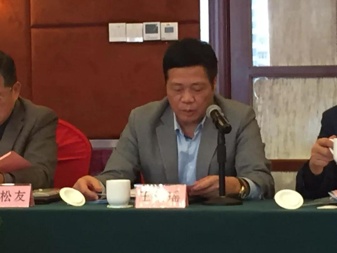 福建省石材行業(yè)協(xié)會(huì)第四屆二次理事(擴(kuò)大)會(huì)在惠安召開 惠安召開福建省石材行業(yè)協(xié)會(huì)第四屆二次理事(擴(kuò)大)會(huì)
