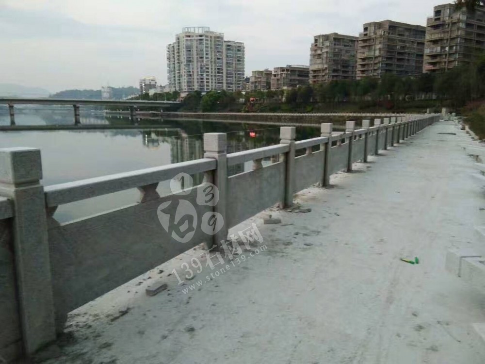 田中石材異形廠主營石材圓柱、石材雕刻、石材欄桿、圓球、擋車石、線條、異形