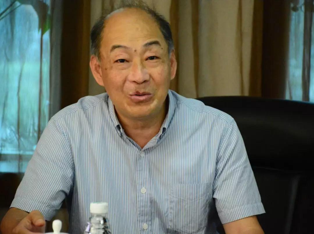 《石材工業(yè)“十四五”發(fā)展規(guī)劃》調(diào)研會(huì)議現(xiàn)場(chǎng)