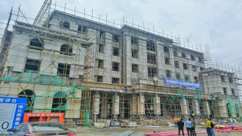 貴州巨鼎石材工程 | 思南縣人民銀行建設(shè)項(xiàng)目施工現(xiàn)場