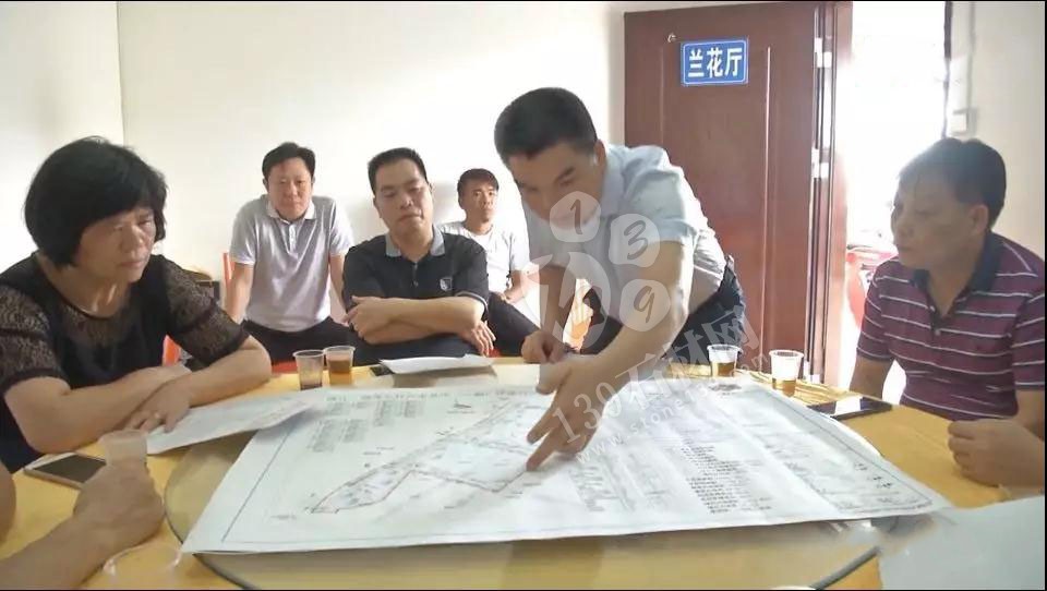 廉江市（廣東芝麻白、芝麻灰、浪花白產地）領導調研塘蓬鎮(zhèn)石材產業(yè)基地項目建設工作