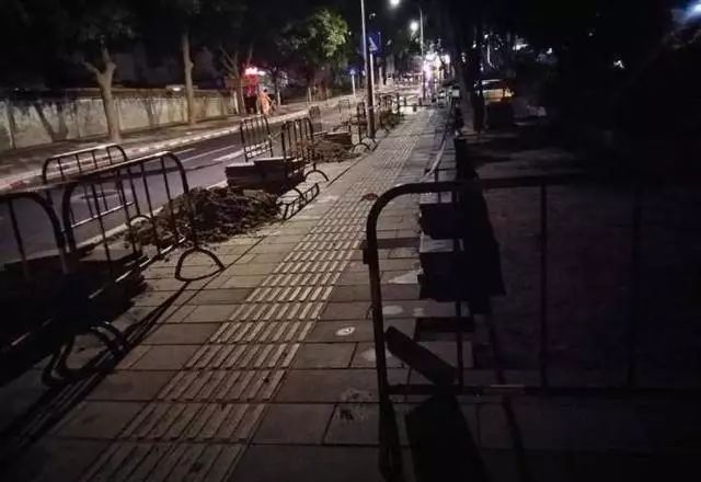 聽說這一屆工程采購(gòu)人在“封開”找到了穩(wěn)定的石材荒料