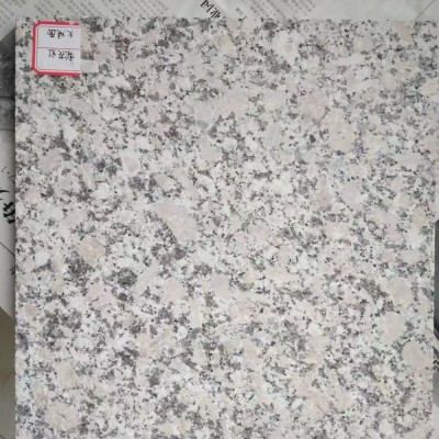 梨花紅結(jié)構(gòu)致密，質(zhì)地堅硬，耐酸堿，透氣性好，適合地鋪，干掛