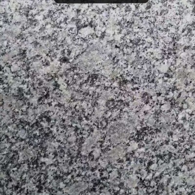 珍珠灰自有礦山，產(chǎn)量大，色差小，工廠設(shè)備齊全，質(zhì)量優(yōu)色差小!