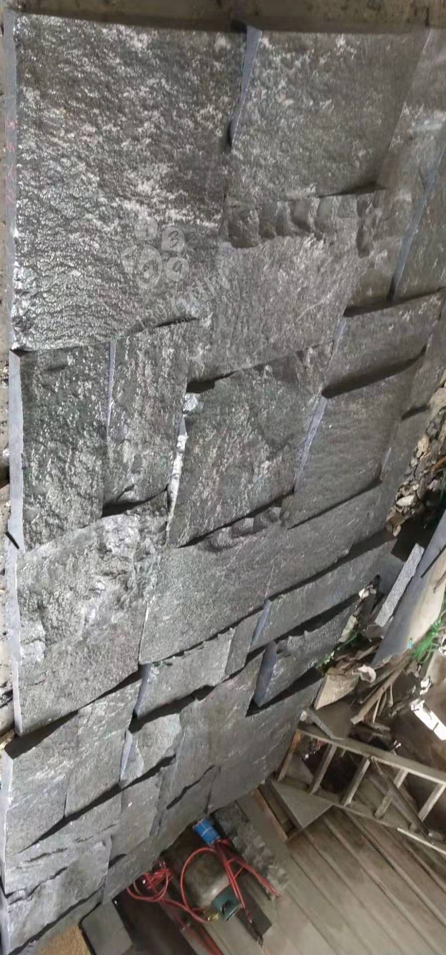 芝麻黑等黑色石材自然面復(fù)古背景墻裝飾 中國(guó)風(fēng)的韻味 世界流行