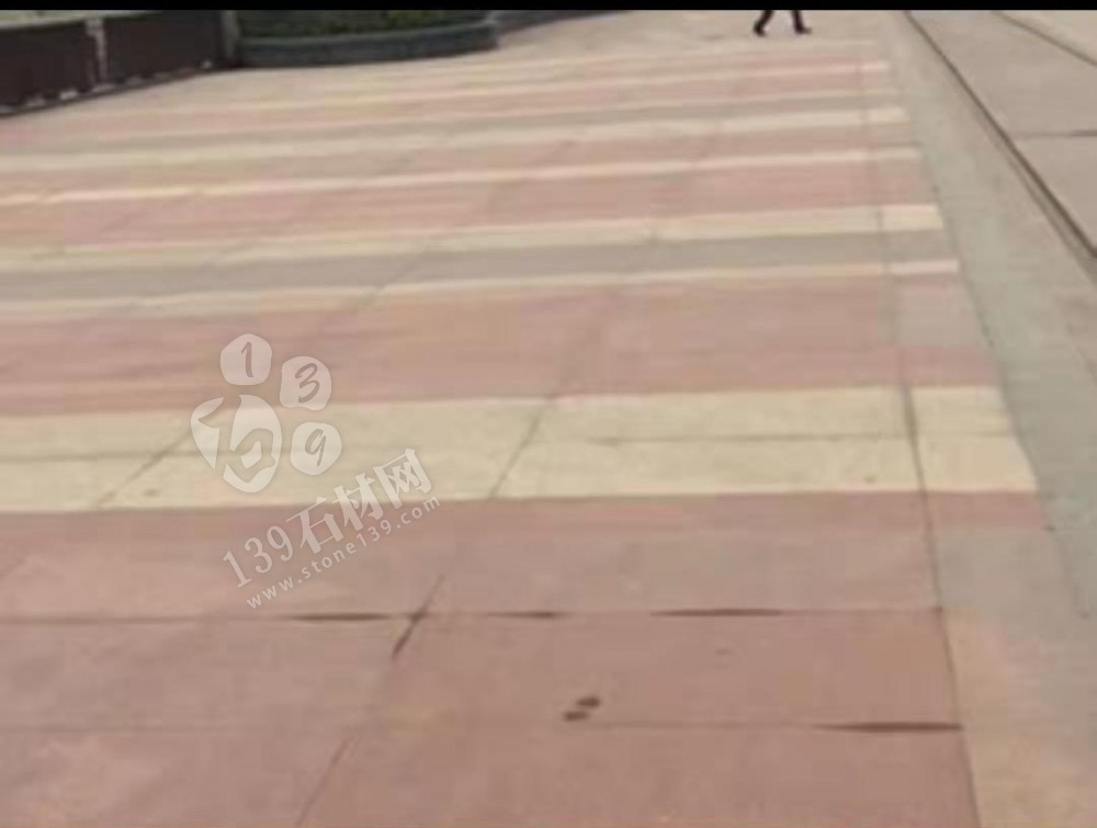 浙江溫州泰順縣南院志松石材廠主營雞血紅，福壽紅，貴妃紅，茶花白，青石,遂昌白，壽寧紅