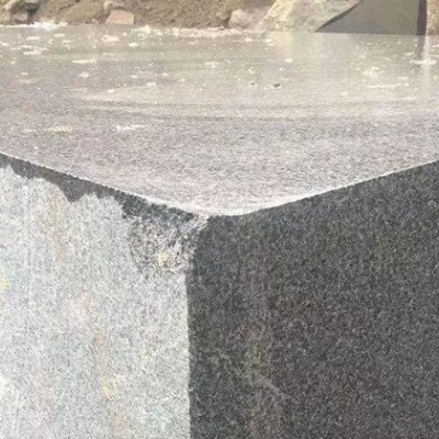章丘黑、章丘灰路沿石