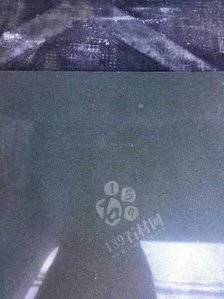 青石廣告朋友圈來一波 恒發(fā)石材老板冒個泡