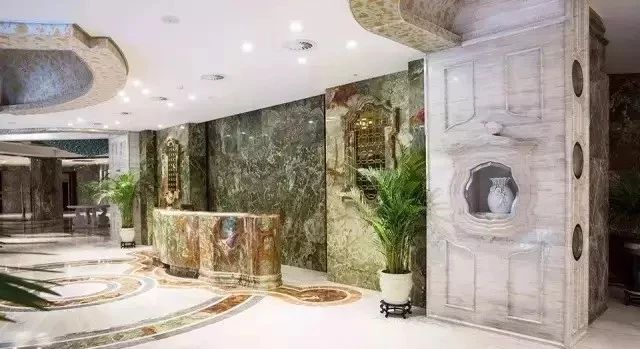 石材人來廈門都喜歡睡這個酒店，原因是為了看豪華的石材