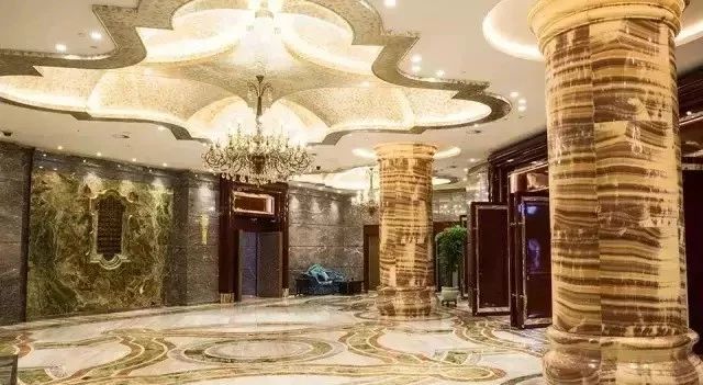 石材人來廈門都喜歡睡這個酒店，原因是為了看豪華的石材
