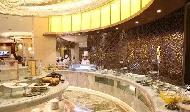 石材人來廈門都喜歡睡這個酒店，原因是為了看豪華的石材