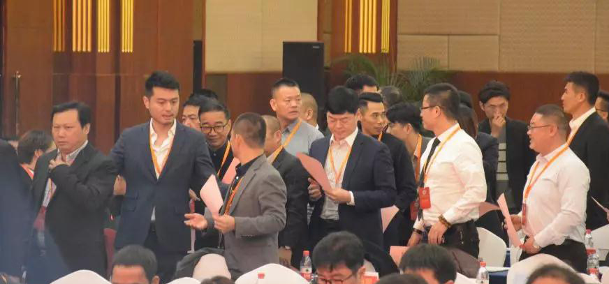 華輝石材股份董事長王清安當(dāng)選全國工商聯(lián)石材業(yè)商會第四屆理事會首任輪值會長