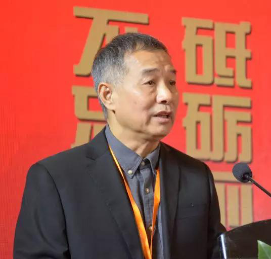 華輝石材股份董事長王清安當(dāng)選全國工商聯(lián)石材業(yè)商會第四屆理事會首任輪值會長