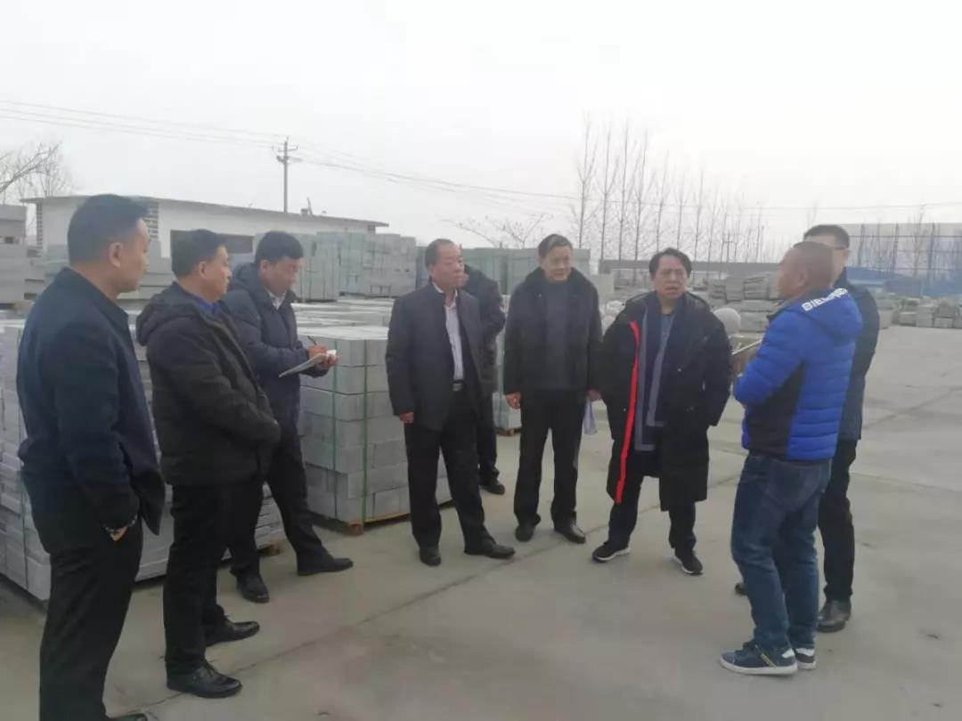 只爭朝夕---中國建筑材料工業(yè)規(guī)劃研究院、山東省石材行業(yè)協(xié)會等共同考察調研山東鄒城石材行業(yè)！