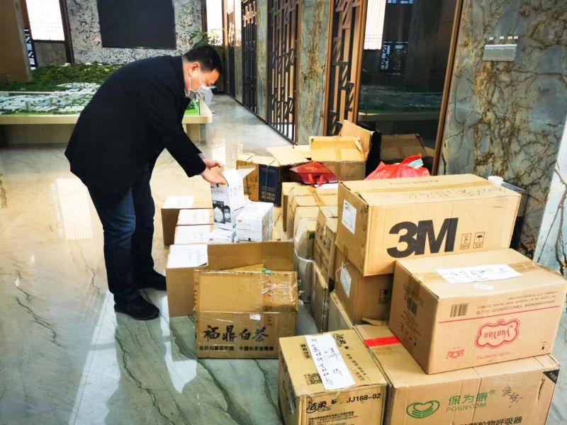 同舟共濟勇?lián)?，全麻城石材人自發(fā)捐款捐物資支援遏制疫情
