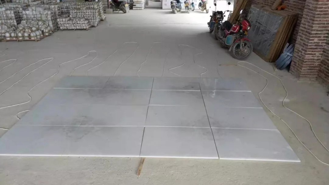 廣西最美白色大理石產(chǎn)區(qū)，平桂區(qū)全力推進(jìn)企業(yè)復(fù)工復(fù)產(chǎn)！附廣西白欣賞！