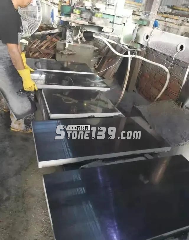 湛江雷州市自然資源局依法拆除13處違法石材場，附湛江黑石欣賞！