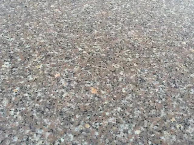 【圣輝石材】主營新老礦的芝麻黑、芝麻灰、芝麻白、銹石、蝦紅、泉州紅