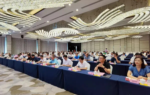 2020中國(guó)長(zhǎng)三角石材工程應(yīng)用和產(chǎn)業(yè)一體化發(fā)展高峰論壇暨第12屆金石獎(jiǎng)?lì)C獎(jiǎng)大會(huì)成功舉行