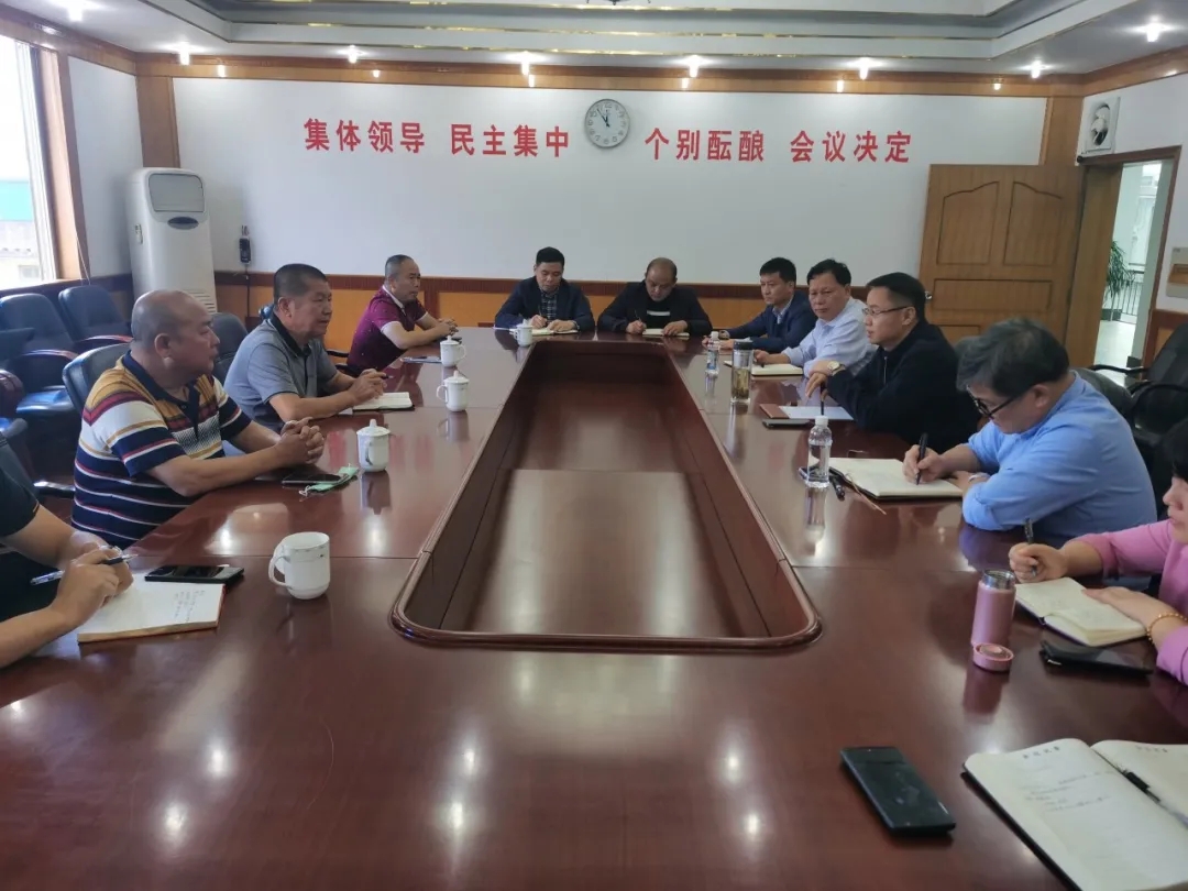 水頭鎮(zhèn)商會會長黃明經(jīng)帶隊考察調研灌陽(廣西黑白根產(chǎn)地)石材產(chǎn)業(yè)