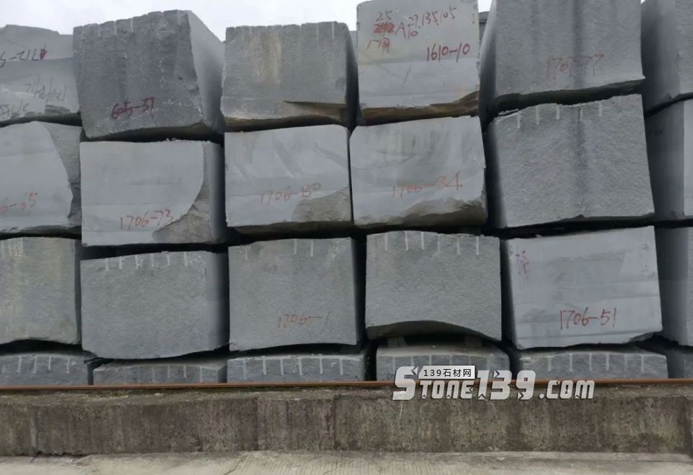 長泰芝麻黑G654礦區(qū)一手報價（最新）！庫存百萬立方以上！