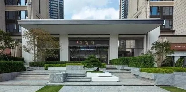 詩情畫意的浪淘沙石材，在諸多花崗石中顯得相當(dāng)清新脫俗