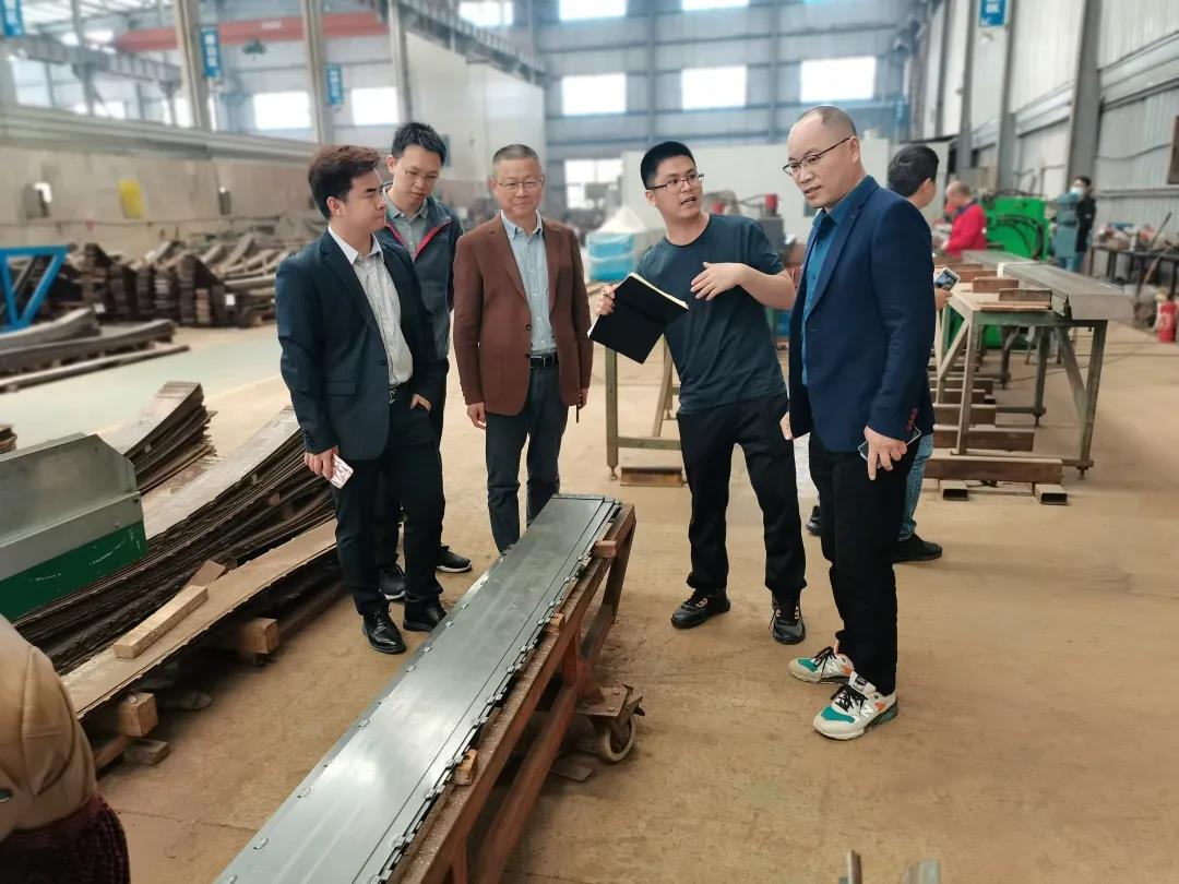 加強(qiáng)協(xié)同，西人馬專(zhuān)家團(tuán)隊(duì)走訪石材機(jī)械輔料產(chǎn)業(yè)聯(lián)合會(huì)！