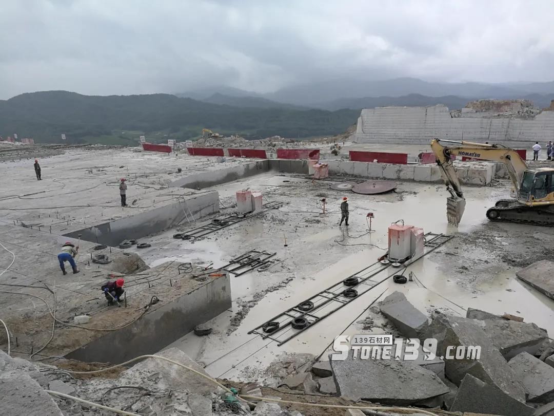 吳建:境外石材礦山投資的風(fēng)險(xiǎn)與機(jī)遇