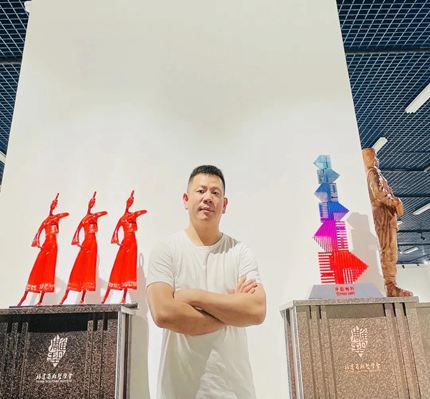 太驚艷！晉江市中運(yùn)主場館這座大型石雕亮相啦！