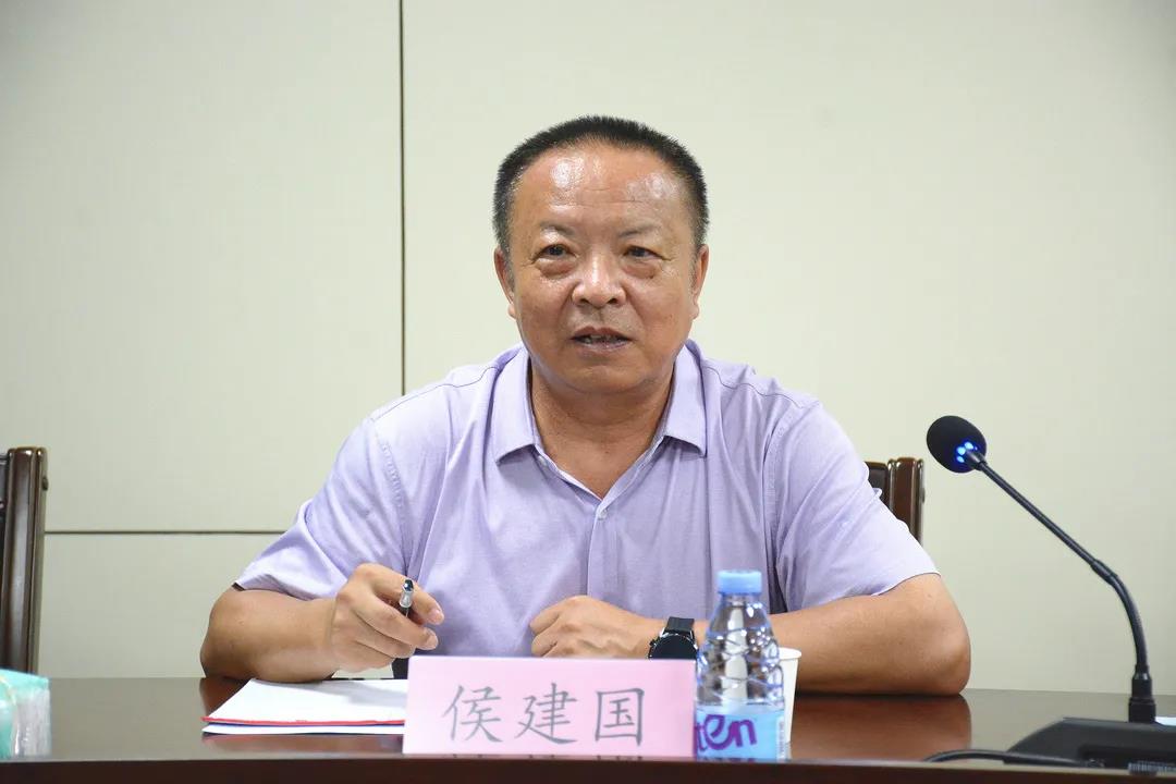 新疆奇臺(tái)縣委副書(shū)記、縣長(zhǎng)劉強(qiáng)一行到訪南安市石材協(xié)會(huì)