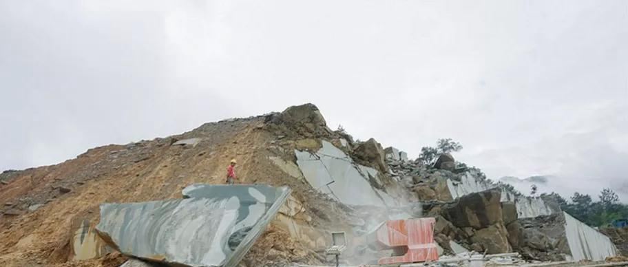 廣西輝綠巖礦山達沙河口花崗巖礦床地址龍勝各族自治縣三門鄉(xiāng)