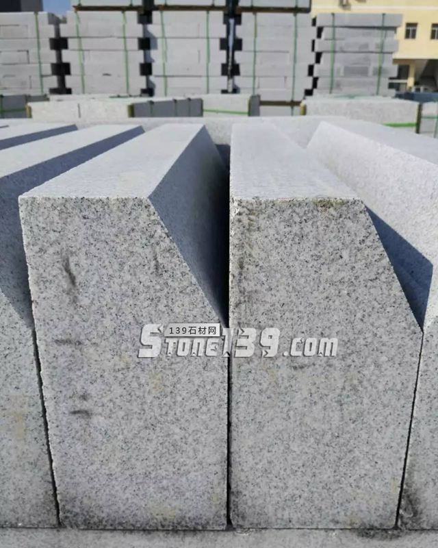 石材路沿石是如何倒角的？倒角費(fèi)用是多少？有什么注意事項(xiàng)！