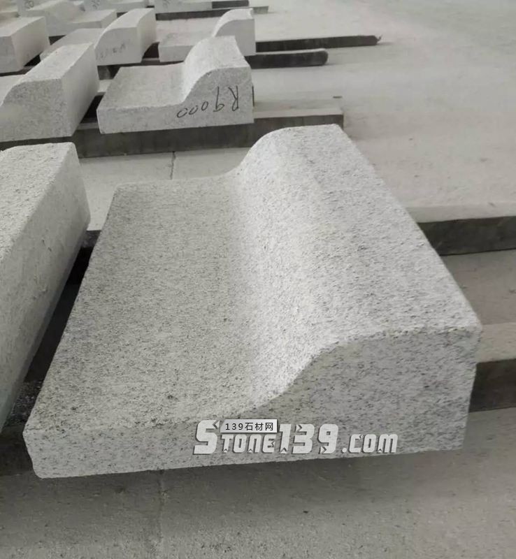 石材路沿石是如何倒角的？倒角費(fèi)用是多少？有什么注意事項(xiàng)！