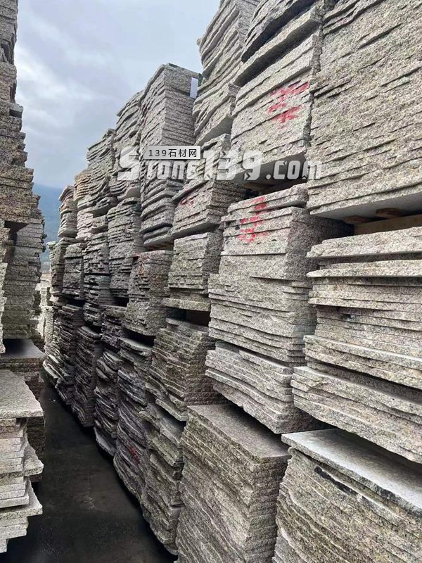 看石材老司機(jī)教您如何挑選江西新卡麥花崗巖產(chǎn)品